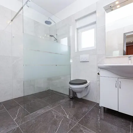 Mia Mit Privatem Pool By Interhome *